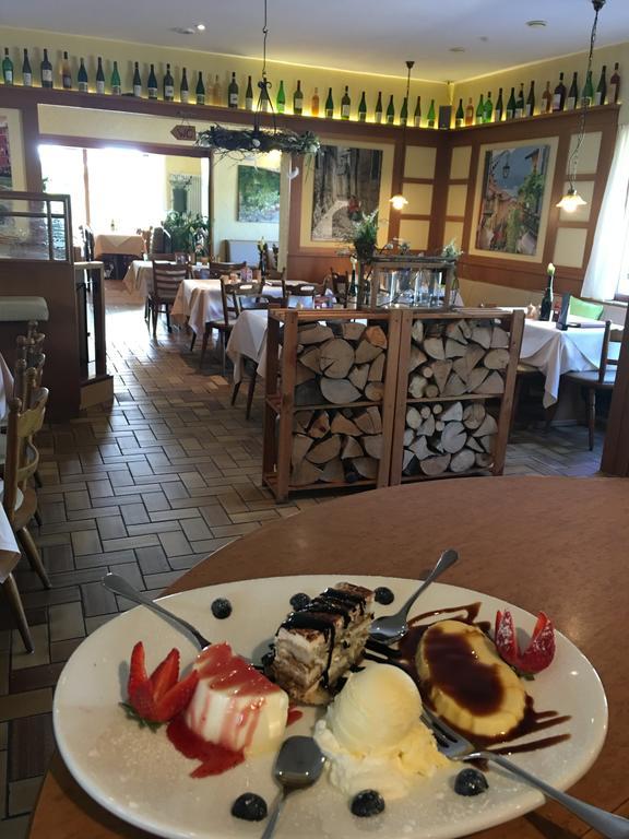Ferienwohnungen Park Cafe Am Kurpark Bernkastel-Kues Εξωτερικό φωτογραφία